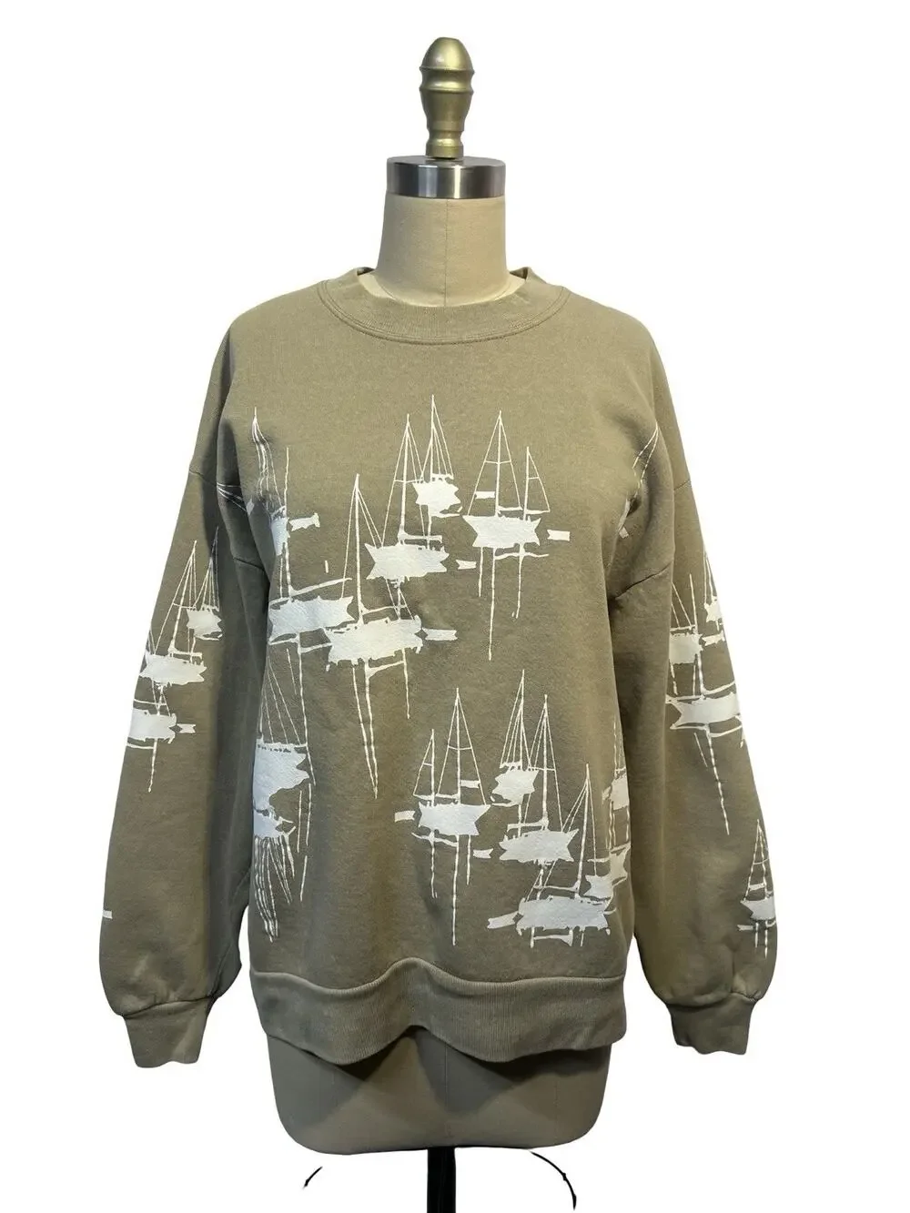 Vintage AOP Sailboat Print Pullover Crewneck Sweatshirt Tan Nautical Yacht M